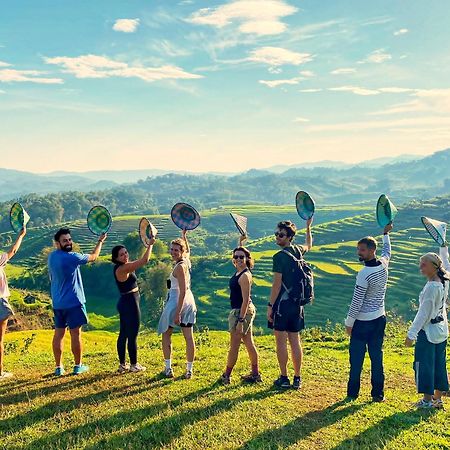 Sun Rice Homestay Ruteng Kültér fotó