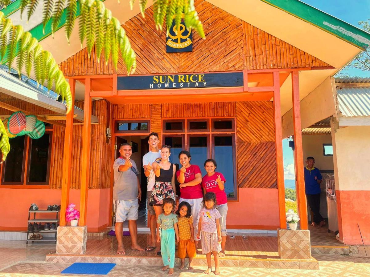 Sun Rice Homestay Ruteng Kültér fotó