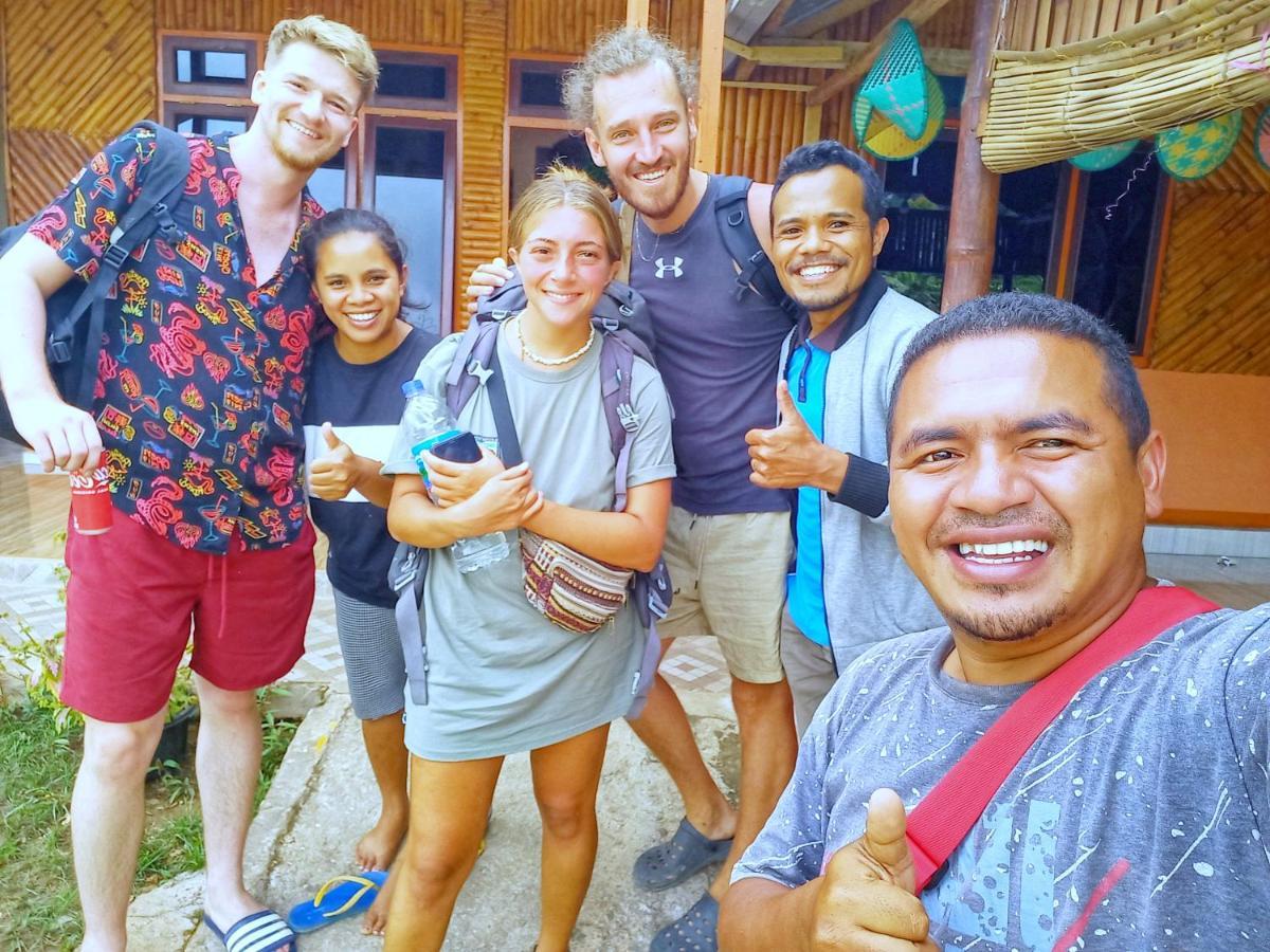 Sun Rice Homestay Ruteng Kültér fotó