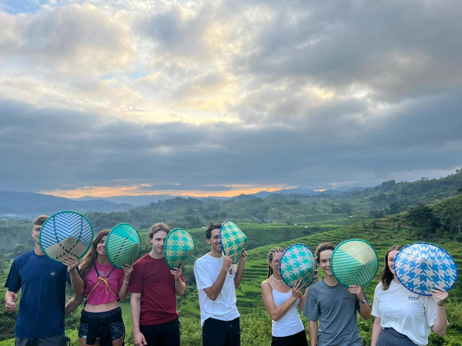 Sun Rice Homestay Ruteng Kültér fotó